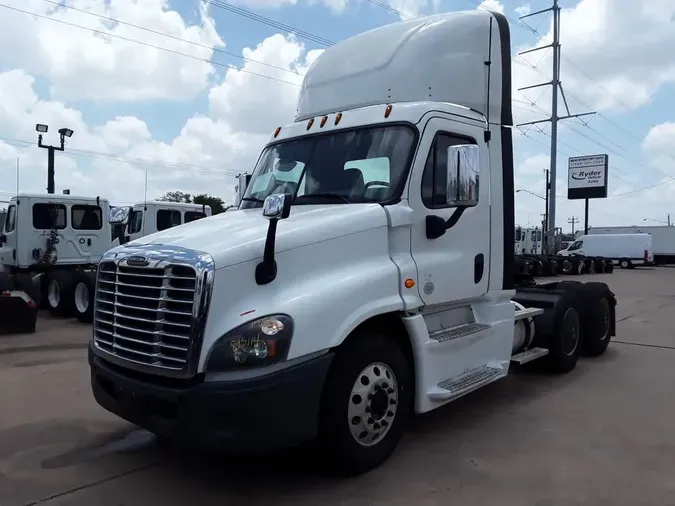 2020 FREIGHTLINER CASCADIA 1256c692e4d1a71bb65ffeb97738a363c02