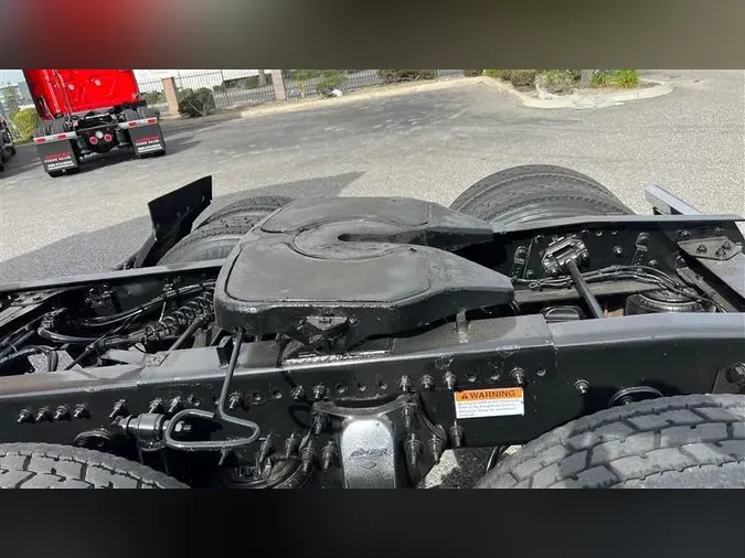 2022 FREIGHTLINER CA126