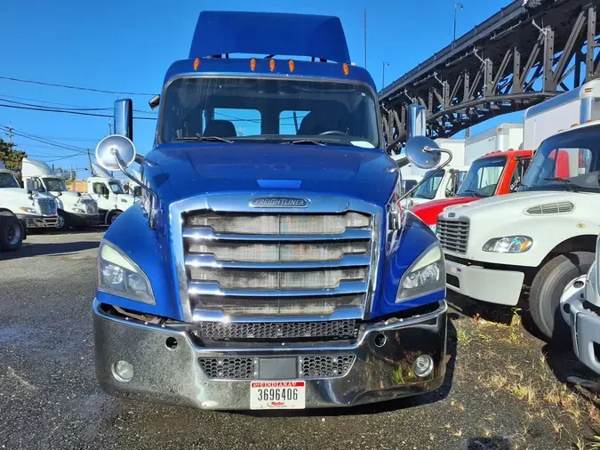 2019 FREIGHTLINER/MERCEDES NEW CASCADIA PX12664