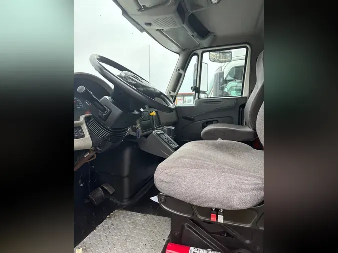 2019 NAVISTAR INTERNATIONAL 4400
