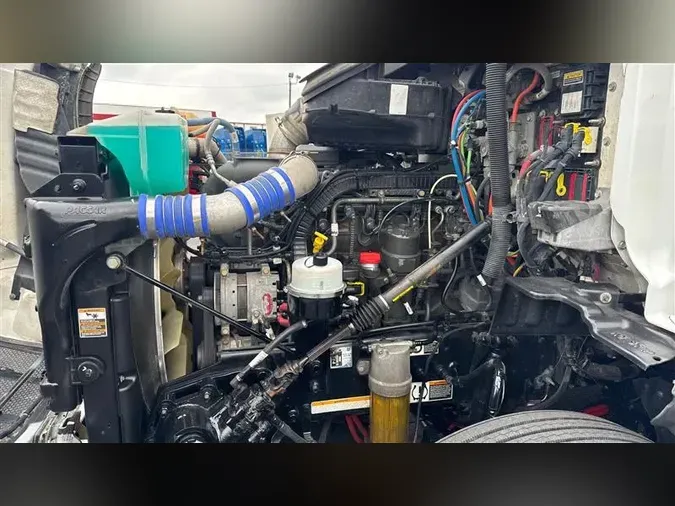 2021 PETERBILT 579