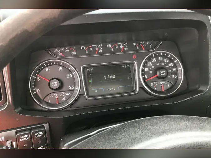 2020 INT LT625 6x4