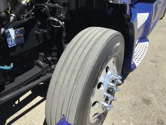2022 KENWORTH T680