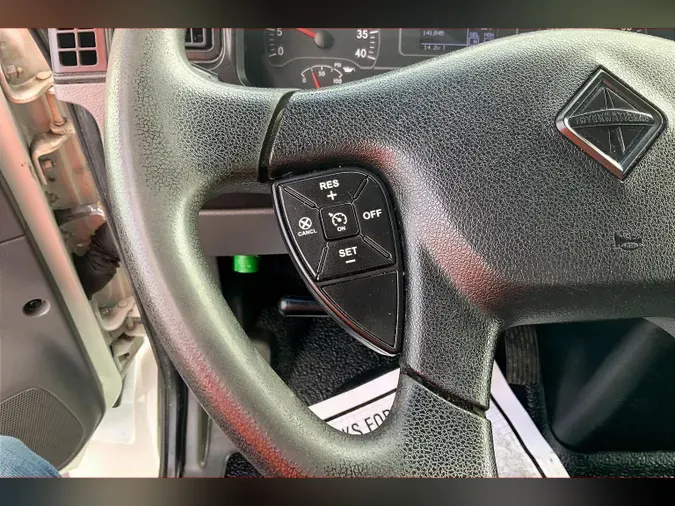 2020 INT MV607