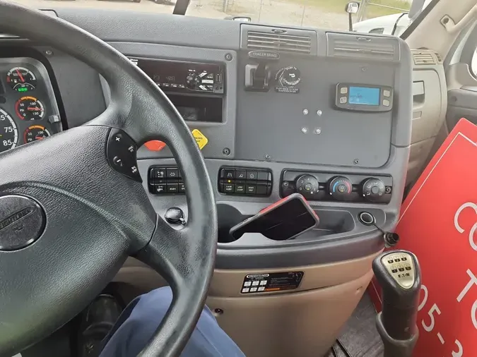 2020 FREIGHTLINER CASCADIA 113