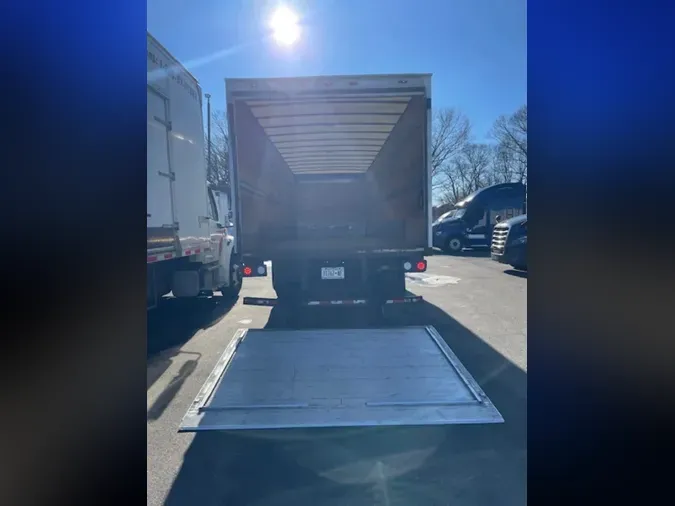 2020 FREIGHTLINER/MERCEDES M2 106