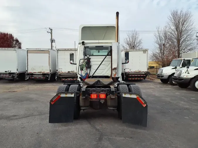 2022 NAVISTAR INTERNATIONAL LT625 DAYCAB S/A6c81c33c8aa2ddc719cd8cc8a83900e1