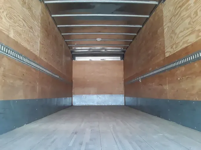 2018 FREIGHTLINER/MERCEDES M2 106