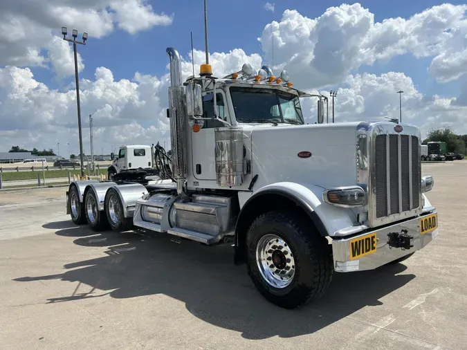 2019 Peterbilt 389