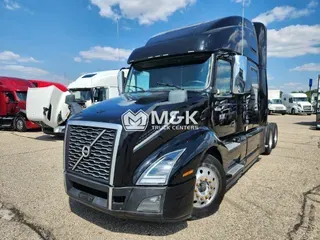 2024 VOLVO VNL64T860