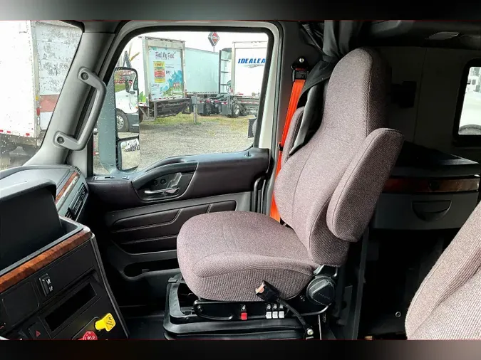 2022 INT LT625 6x46c89eb2fb64e867e35854a6a7d9280c0