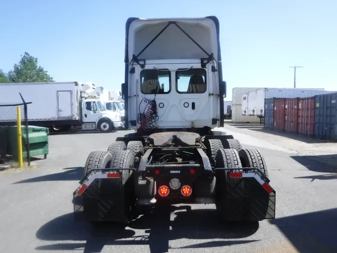 2019 FREIGHTLINER/MERCEDES CASCADIA 125