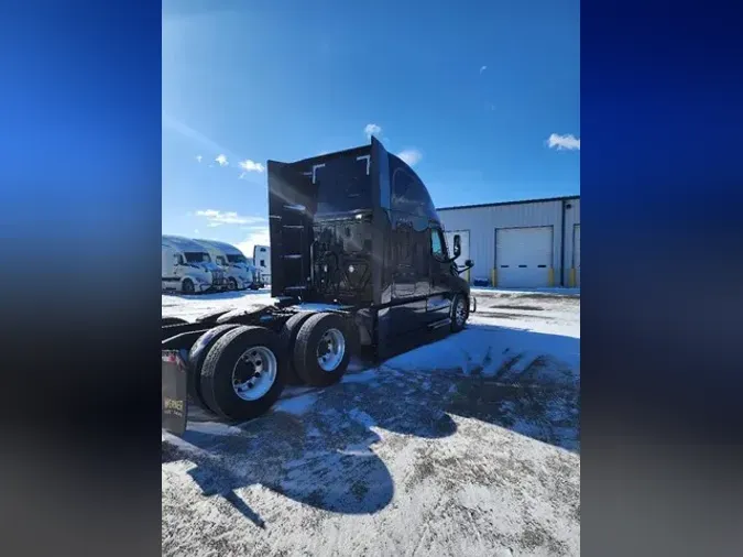 2023 FREIGHTLINER CASCADIA 126