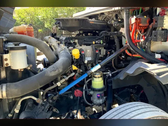 2022 INT LT625 6x4