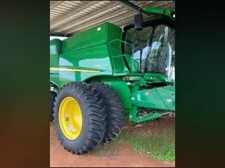 2019 John Deere S760
