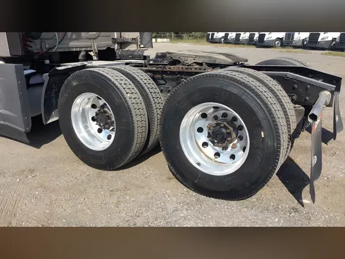 2023 Freightliner Cascadia 1266c91e9ba8651f467ce31492bfae19f9d