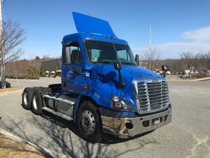 2016 Freightliner X11364ST6c934dda74a179875f42baf5ad79addd