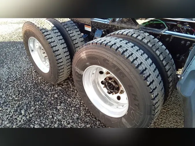 2020 Freightliner Cascadia 1266c99d3efbf88147affbfa435ebf8a97c