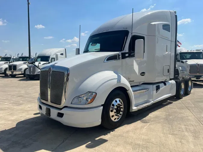 2021 Kenworth T680