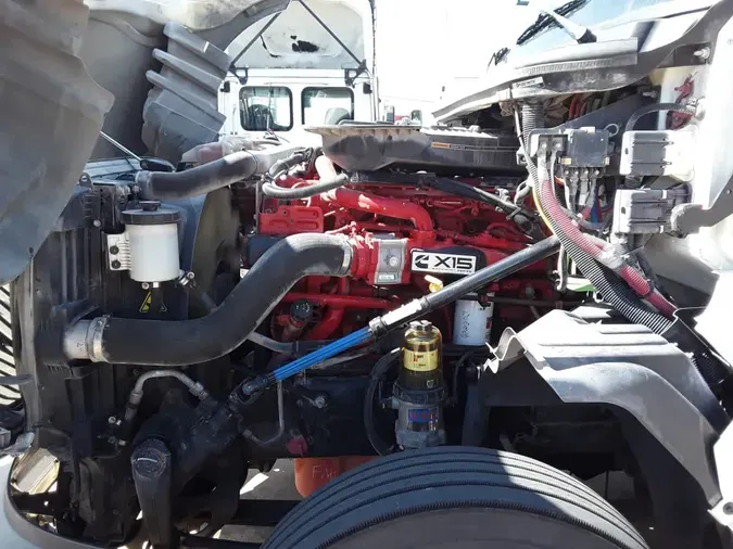 2019 NAVISTAR INTERNATIONAL LT625 DAYCAB T/A