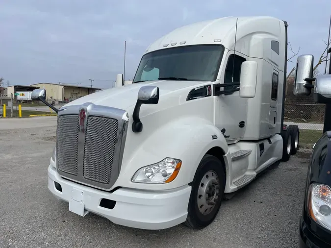 2022 Kenworth T680