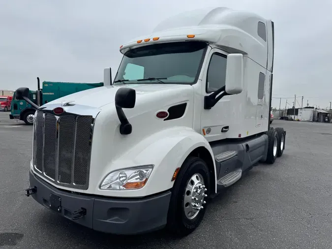 2021 Peterbilt 579