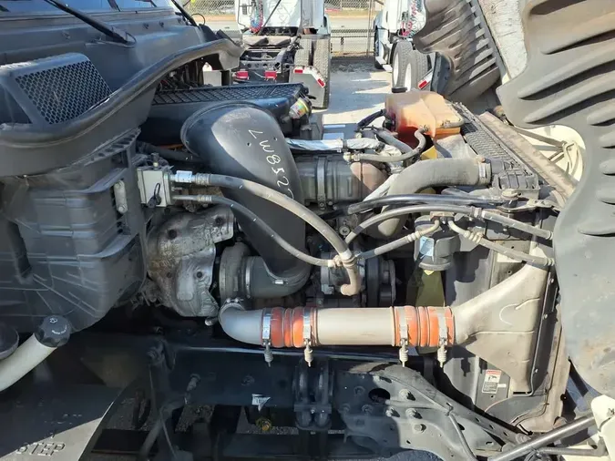 2020 FREIGHTLINER CASCADIA 125