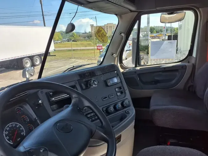 2020 FREIGHTLINER/MERCEDES CASCADIA 1256ca363a90b9db52451c834300b736c2f