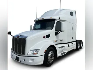 2022 Peterbilt 579