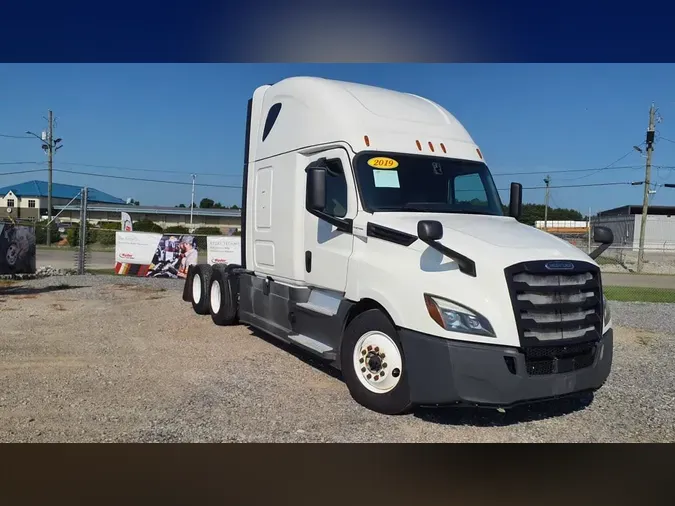 2019 FREIGHTLINER/MERCEDES PT126064ST