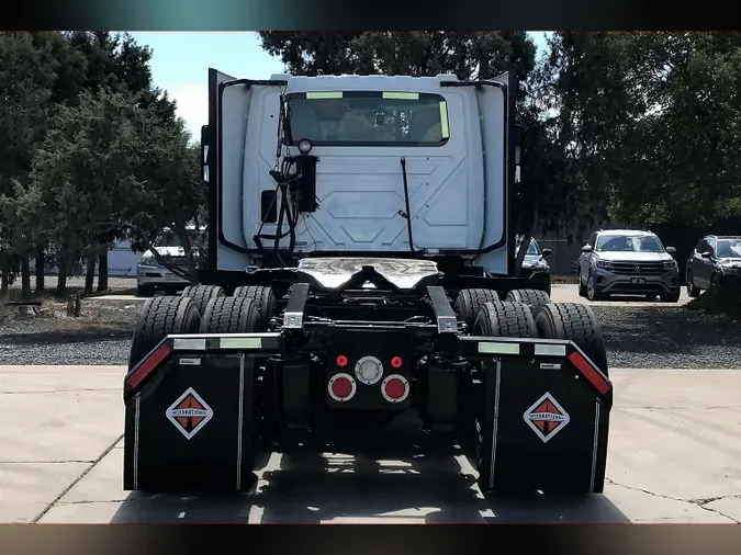 2021 INT LT625 6x4
