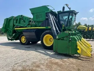 2011 John Deere 7760