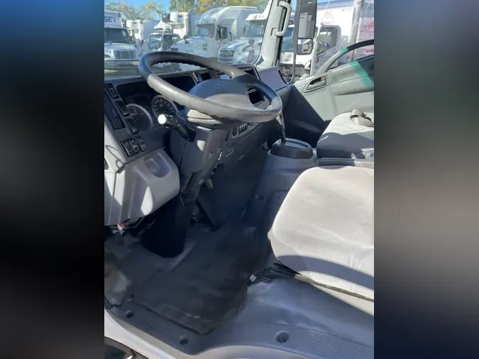 2019 ISUZU NPR6cabe695fb4a9152d86ff87cd27c0dc1