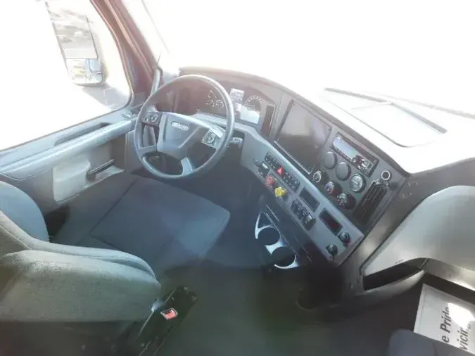 2020 Freightliner New Cascadia 126