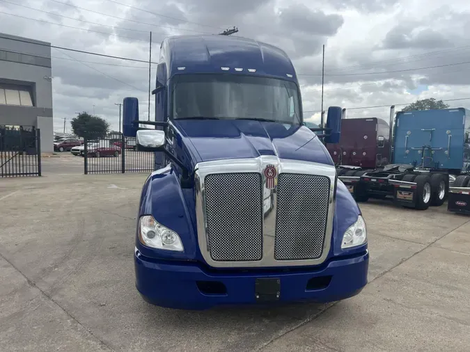 2021 Kenworth T680