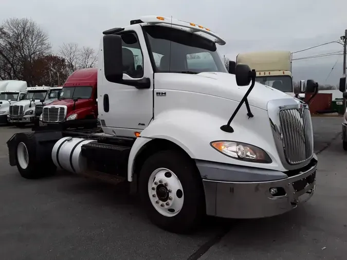 2019 NAVISTAR INTERNATIONAL RH613 DAYCAB S/A6cb2d02722900d3124c1eb8a4323491b
