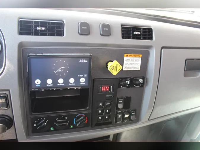 2016 Peterbilt 337