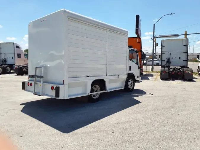 2018 ISUZU NRR