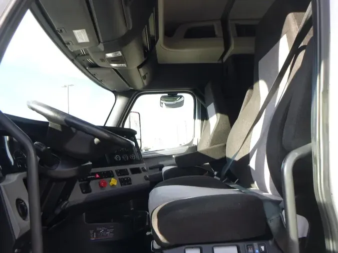 2021 Freightliner Cascadia