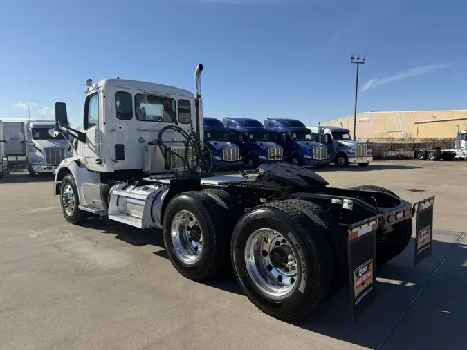 2020 Peterbilt 567