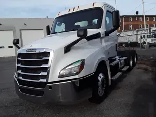 2020 FREIGHTLINER/MERCEDES NEW CASCADIA PX12664