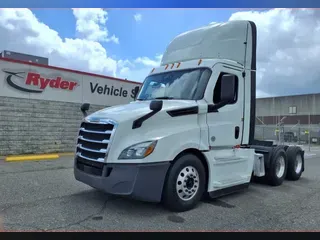 2022 FREIGHTLINER/MERCEDES NEW CASCADIA PX12664
