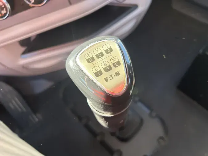 2017 Peterbilt 579