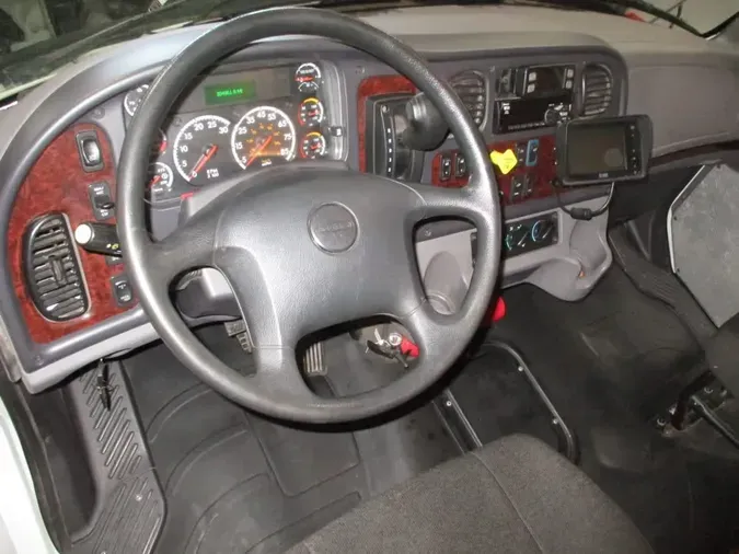 2022 FREIGHTLINER/MERCEDES M2 106