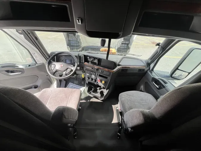 2021 International LT625
