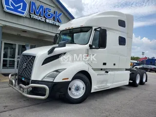 2019 VOLVO VNL64T760