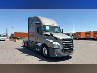2025 Freightliner Cascadia 126