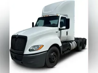 2023 International LT625