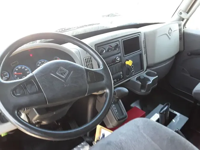 2019 NAVISTAR INTERNATIONAL 4300