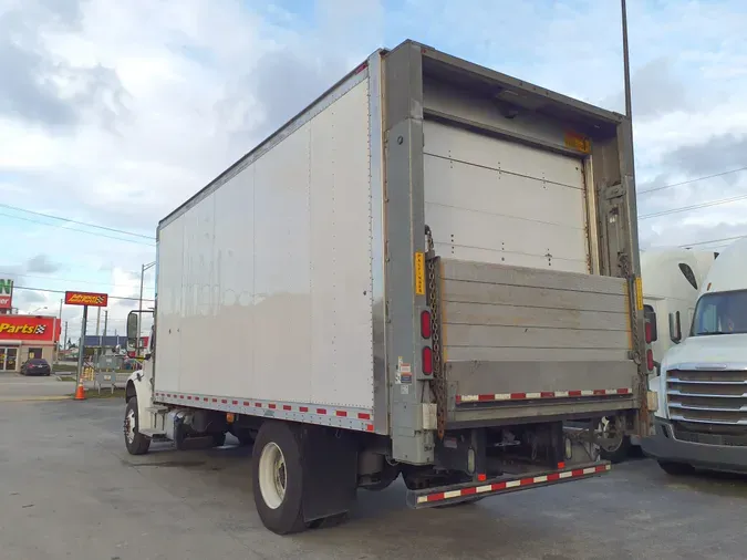 2018 FREIGHTLINER/MERCEDES M2 106